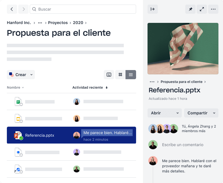 Una carpeta de Dropbox que incluye archivos y la actividad más reciente de los colaboradores.